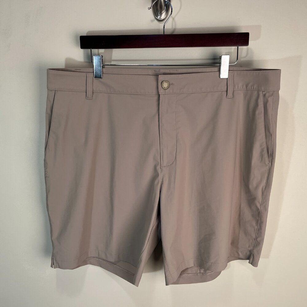⛳ Rhone Men’s Tan Flat Front Golf Shorts 38 8” Inseam EUC 🏌️ - Picture 2 of 7